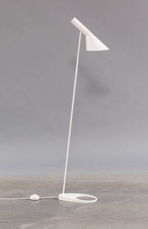 Arne Jacobsen. AJ standerlampe, hvid
