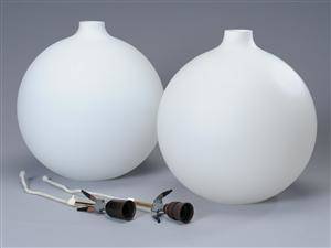 Vilhelm Wohlert. Sæt pendler, model Satelit, glas 2 