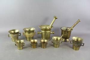 Mortlar i mässing 9 st bla Skultuna