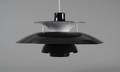 Poul Henningsen 1894-1967 PH5 pendel i sortlakeret metal