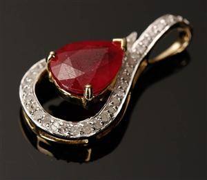 Vedhæng, 9 kt guld med rubin og diamanter