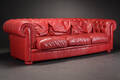 Chesterfield sofa betrukket med rødt læder