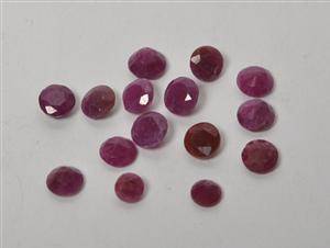 Samling uindfattede facetslebne rubiner - ca. 9,75 ct