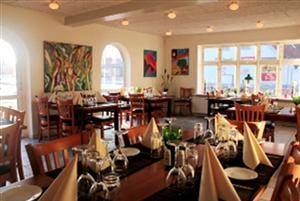 ..gør hverdagen til festdag.. 2 personers ophold på Lyne Kro og Hotel..