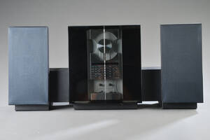 Bang  Olufsen. BeoCenter 2500 