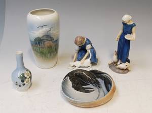 Kgl. P., BG. Diverse figurer, vaser m.m. 5