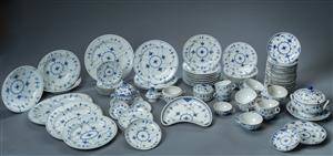 Kgl. Porcelæn. Musselmalet Riflet og halvblonde. Suppleringsdele 86