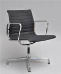 Charles Eames. Kontorstol, model EA-108, sort hopsak 
