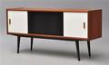Dansk møbelarkitekt. Lav skænk i teak