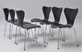 Arne Jacobsen. Sæt på seks stole, model 3107, sortlaseret ask. Årg. 2013. 6 