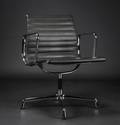 Charles Eames. Alu Group Chair model EA-108 