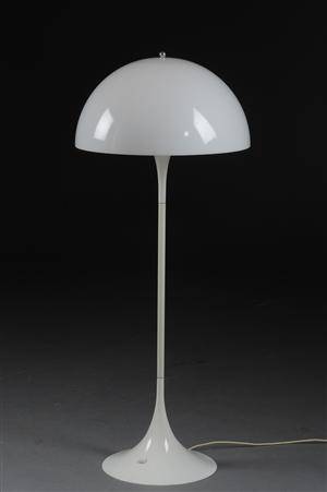 Verner Panton. Panthella standerlampe