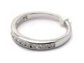 Ring med stenar