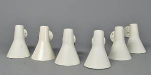 Seks væglamper i hvidlakeret metal - m dobbelt fatning. 6