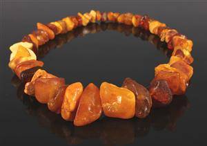 Halskæde, rav ca. 197 gr. 