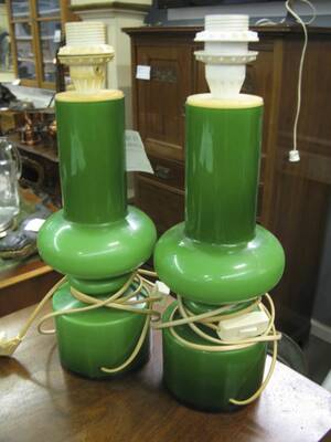 Bordslampfötter, Ett par