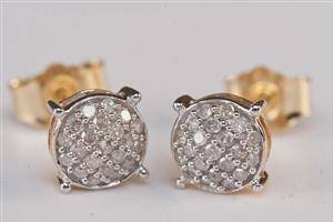 Par diamantørestikker ca. 0,38 ct. 2