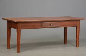 Langbord af bemalet træ, 1800-tallet, Småland