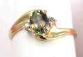 Ring med mystik Topas och diamanter