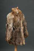 Pelsjakke af ræv ca. str. 4042.