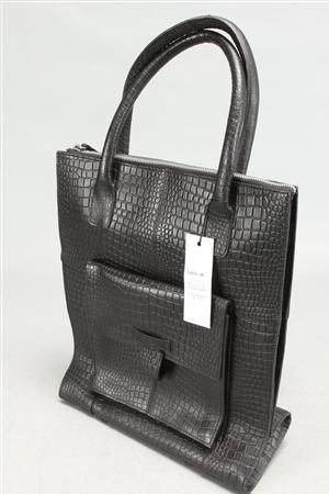 Still Leather Goods. Net i sort præget læder