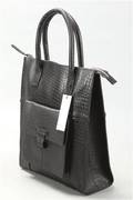 Still Leather Goods. Net i sort præget læder