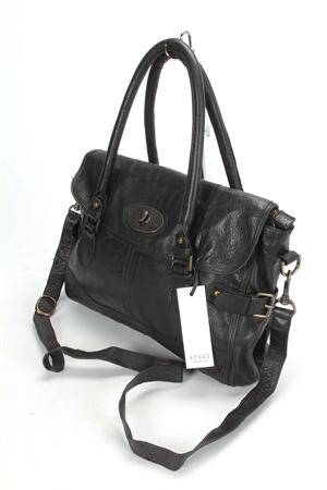 Still Leather Goods. Skuldertaske i sort læder 
