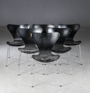 Arne Jacobsen, syverstole model 3107. 6