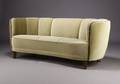 Dansk møbelproducent. Banansofa