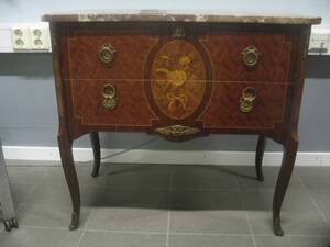 Byrå, Gustaviansk stil