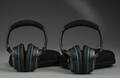 6623 - Bose. To sæt høretelefoner, QuietComfort model QC25 2