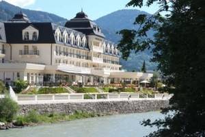 4 Tage Wandern, Wellness  Sonnenschein im Grandhotel Lienz  Tirol Österreich - Grenze zu Italien   in einer Superior Suite für 2 Personen