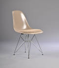 Charles  Ray Eames. Skalsstole model DSR.