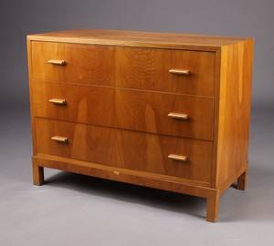 Art deco. Kommode, elmetræ, 1930erne