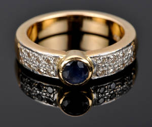 Safir- og brillantring