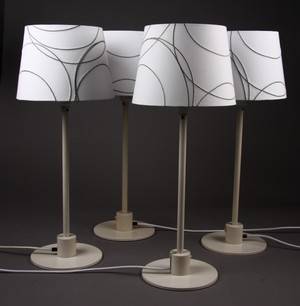 Le Klint. Fire bordlamper af hvidlakeret metal. Model 373 4