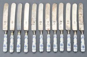 Royal Copenhagen. Sæt på 12 middagsknive 12 