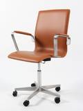 Arne Jacobsen. Oxford kontorstol, model 3271.