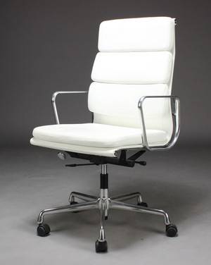 Charles Eames. Softpad kontorstol, model EA-219 