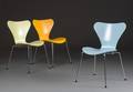 Arne Jacobsen. Tre stole model 3107 3
