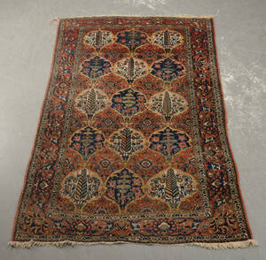 Persisk Bakhtiari tæppe, 203x135 cm.