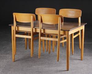 Dansk møbeldesign. Spisebord med fire stole af bøg 5