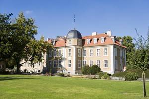 3 tägige romantische Auszeit für 2 Personen im Van der Valk Parkhotel Schloss Meisdorf Harz