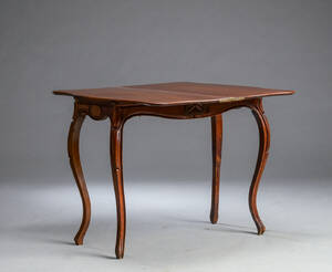 Nyrokoko Spillebord af mahogni ca. 1870