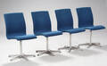 Arne Jacobsen. Fire Oxford spisestole 4