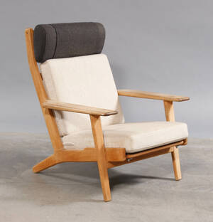 Hans J. Wegner. Højrygget lænestol model GE-290A 