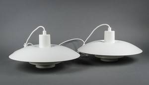 Poul Henningsen. Par PH43 pendler, hvidlakerede 2