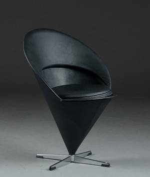 Verner Panton. Kræmmerhusstol  Cone chair, sort læder 