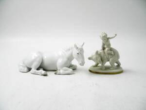 Figuriner, 2 st