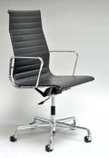 Charles Eames. Kontorstol, model EA-119. Sort læder 